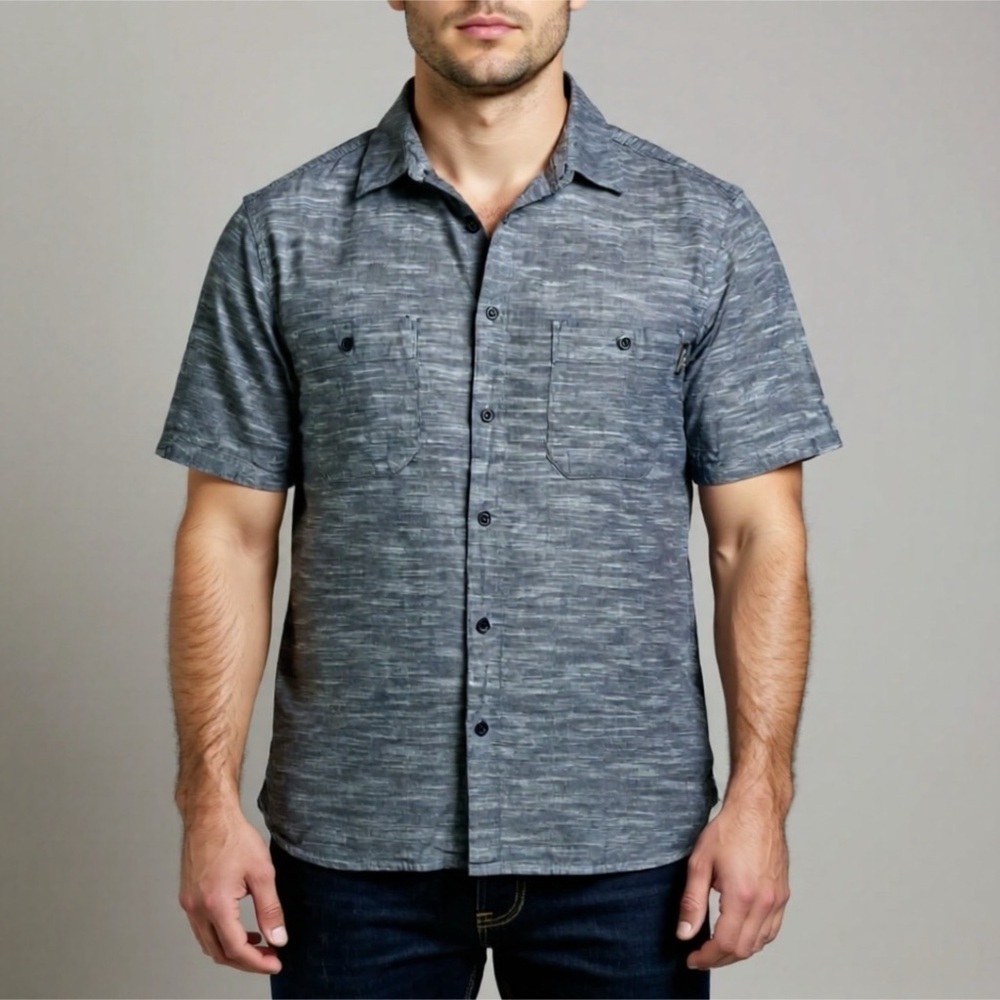 Woolrich Vintage Chambray Shirt Mens Small Short Sleeve Casual Button Up